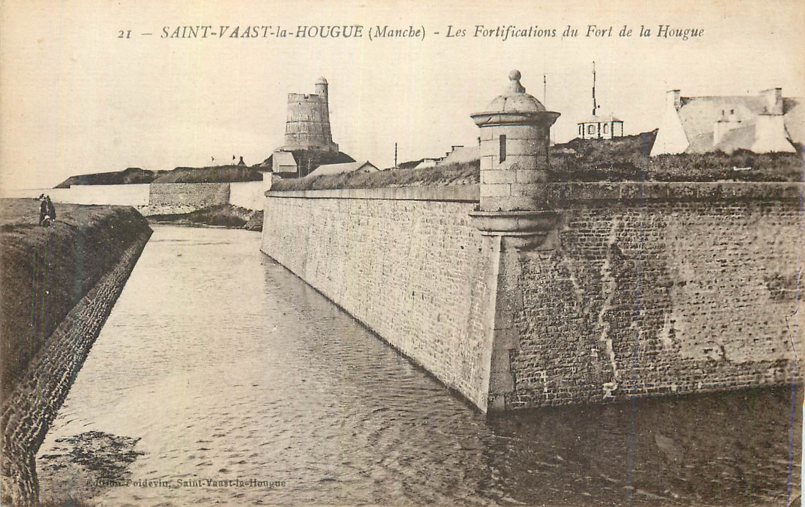 Saint-Vaast-la-Hougue (Manche) — Les Fortifications du Fort de la Hougue — Édition Poidevin