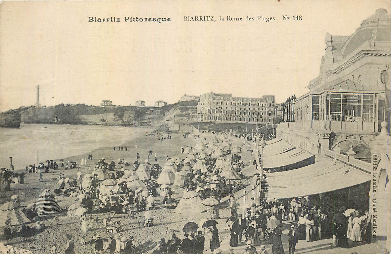 CPA Biarritz Pittoresque harritz la reine des plages