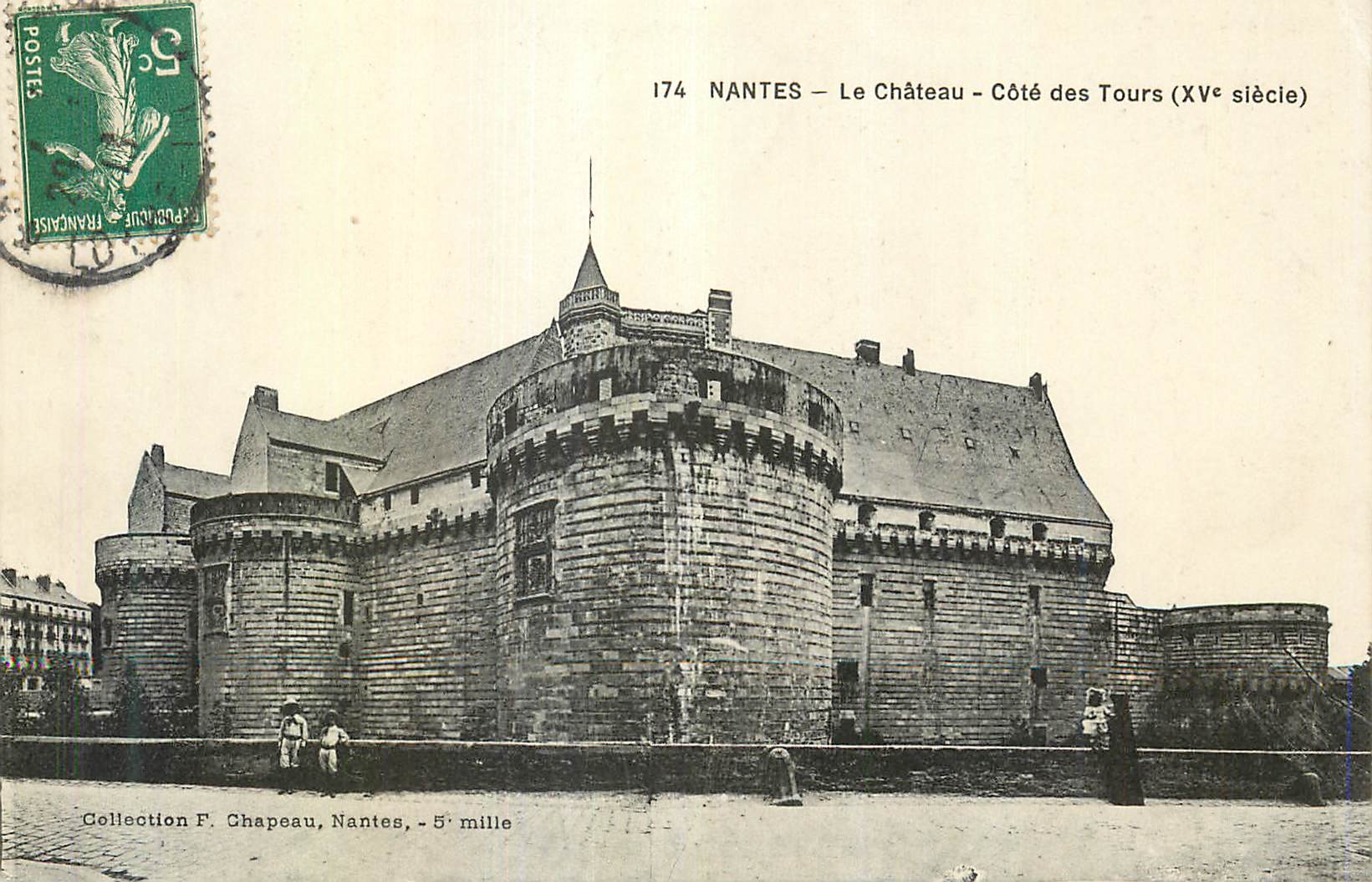 CPA Nantes le chateau des Tours