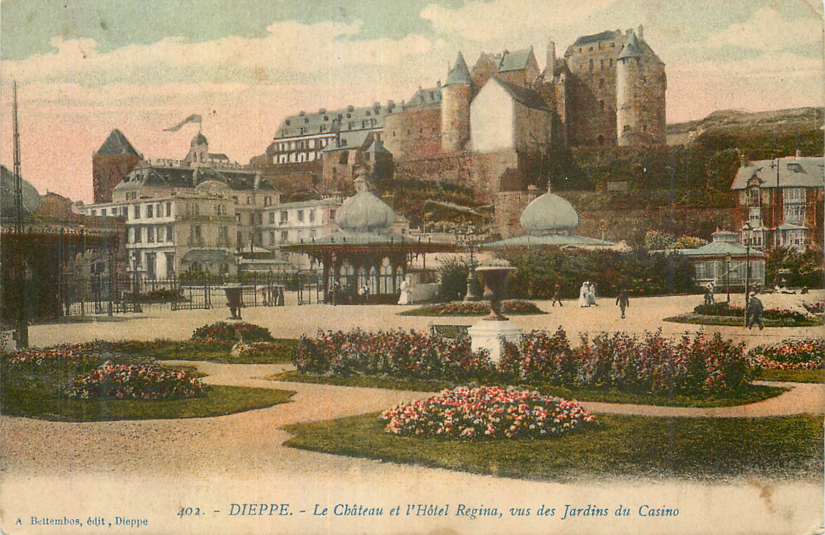 CPA dieppe le Chateau et l'Hotel regina