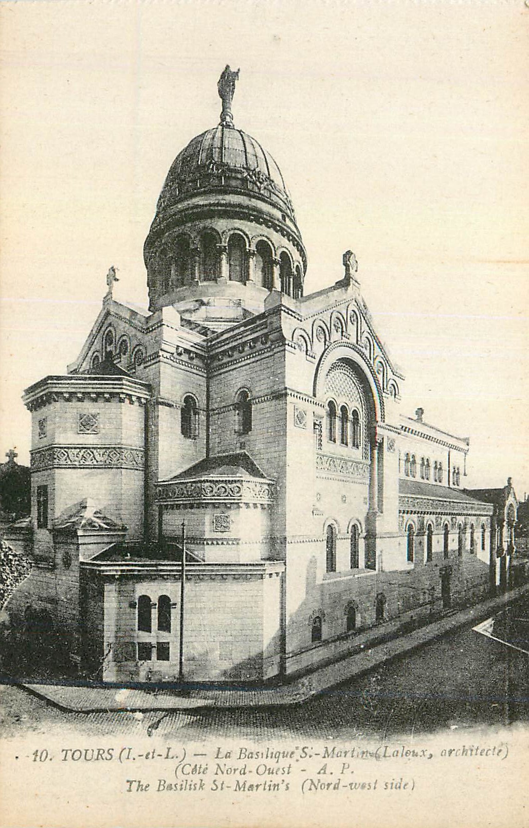 CPA Tours la basilique de Saint marlin