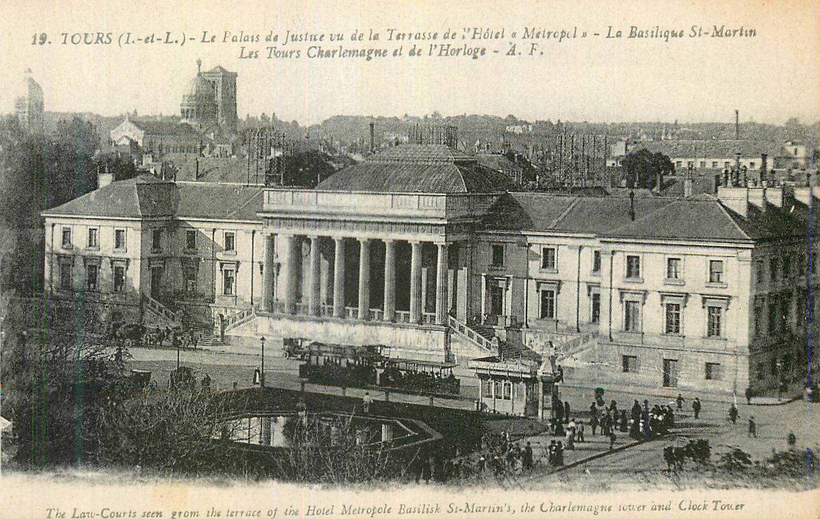 CPA Tours Palais de la justice vu de la terrasse de l'Hotel Metropol