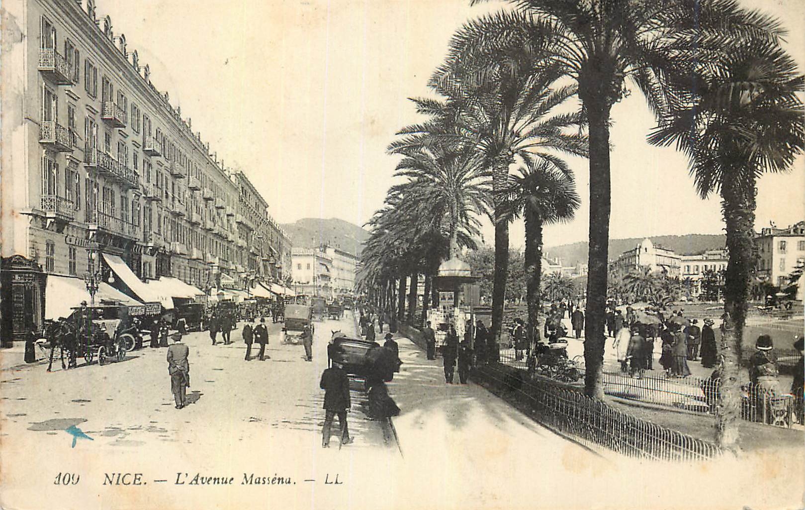 CPA Nice la place Massena 109