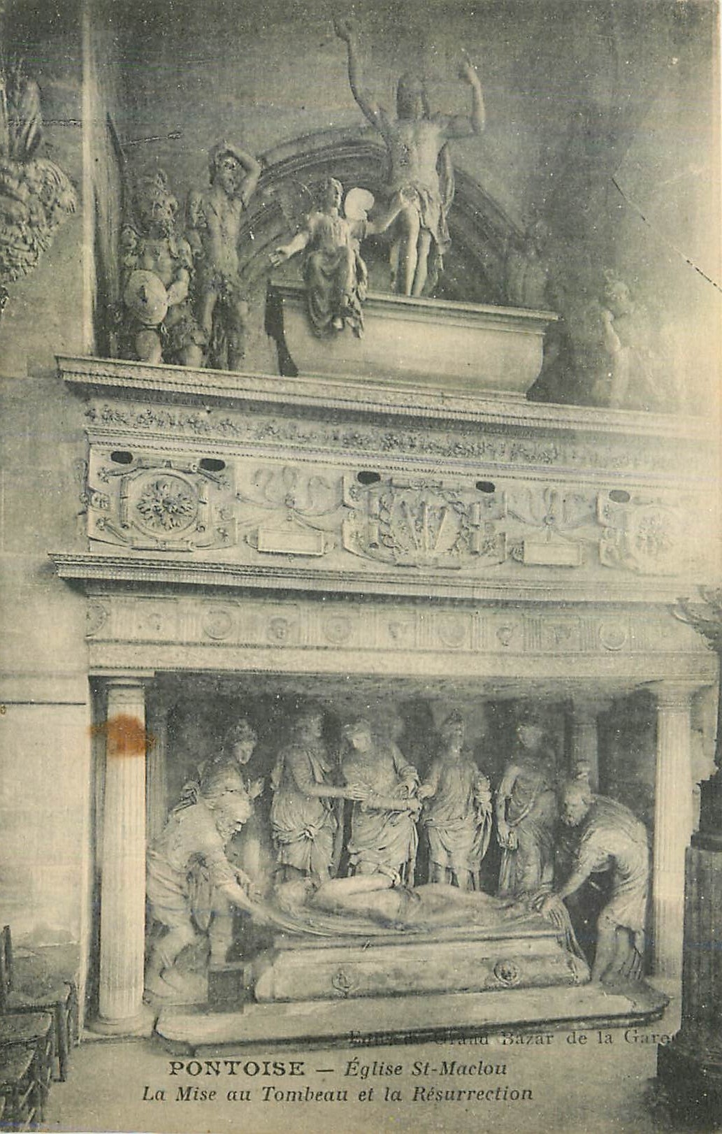 CPA Pontoise Eglise Saint maclou La mise au tombeau de la resurrection