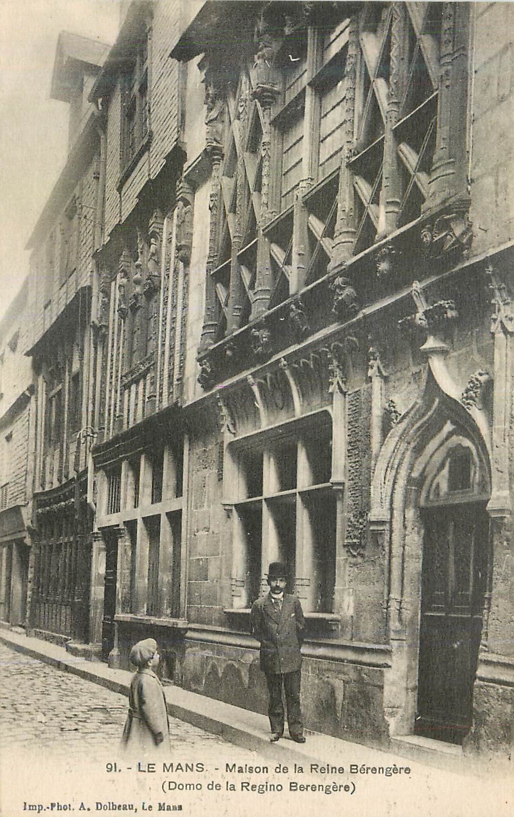CPA Le Mans maison de la reine berranger