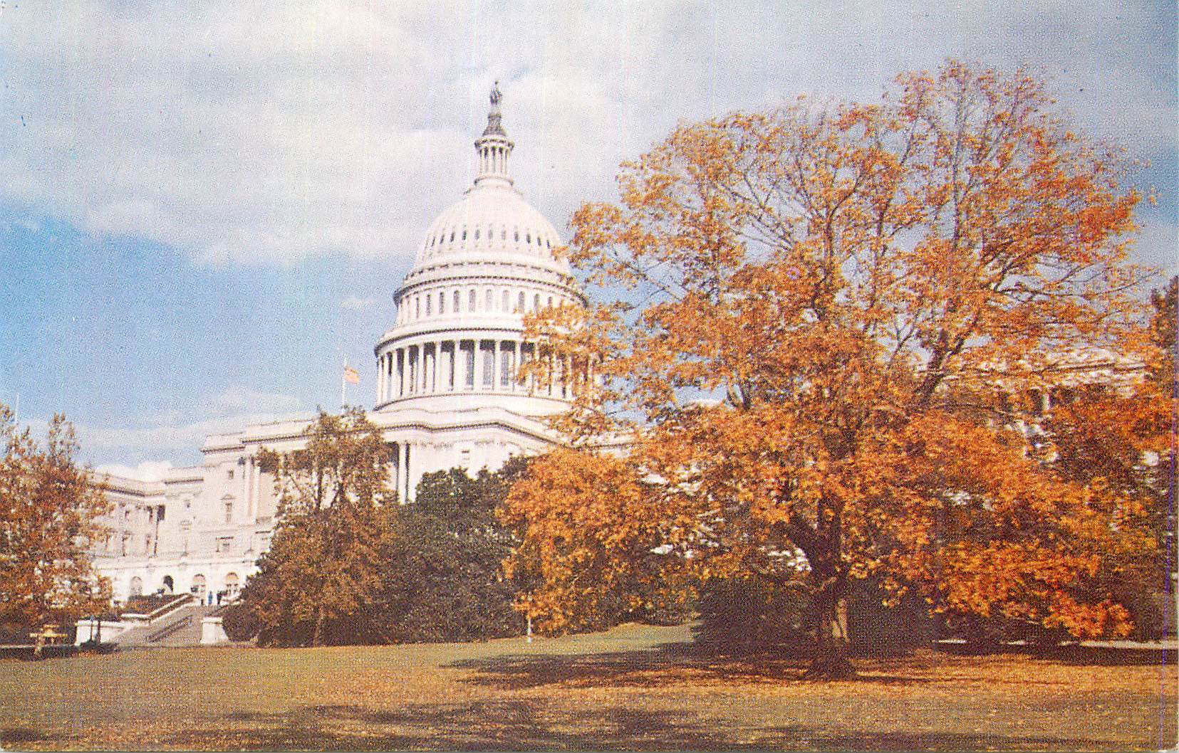 CPM United States Capitol The carnerstone was laid in 1793 Burned by the British in 1812 The House and Senate Chambers
