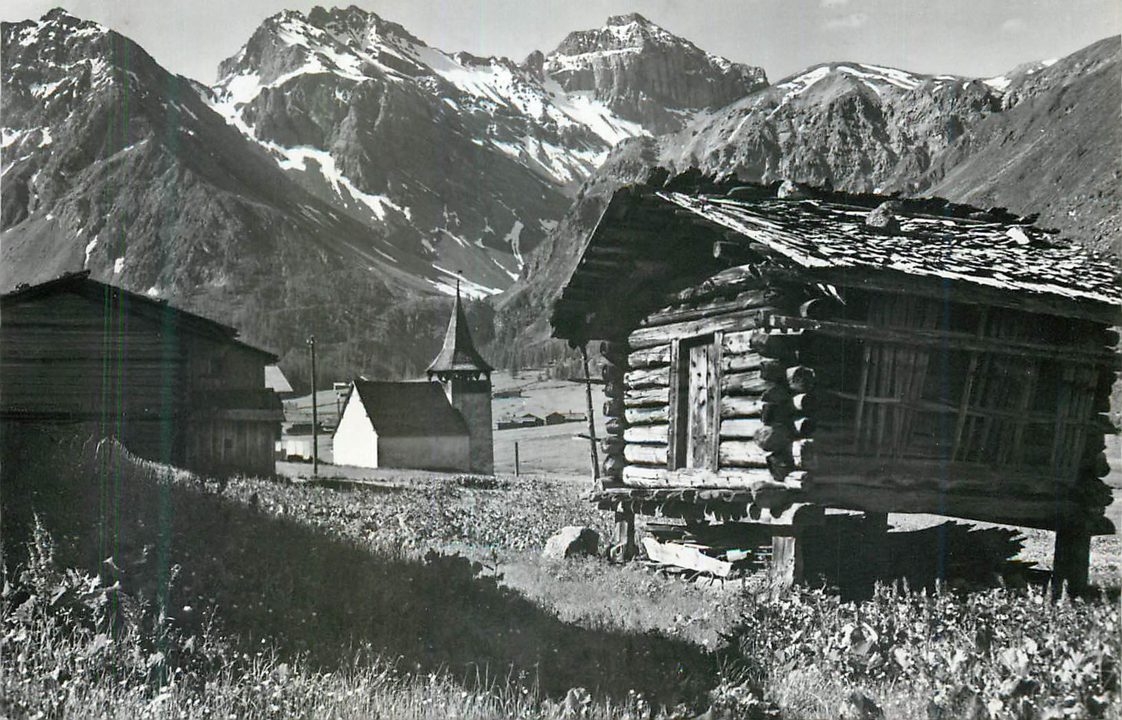 Bergkirchli im Sertig-Dörfl bei Davos — avec le Mittagshorn, le Plattenhorn et le Hoch Ducan — Verlag Otto Furter, Davos-Platz, n°623