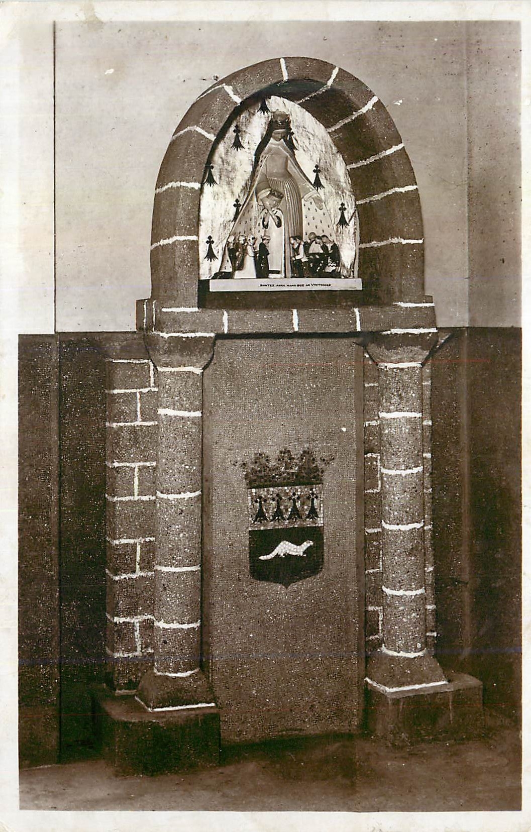 CPA Eglises Saint Gabriel Rue des Pyrenees Paris Chapelle Sainte Anne et Statute par Anie Mouroux 