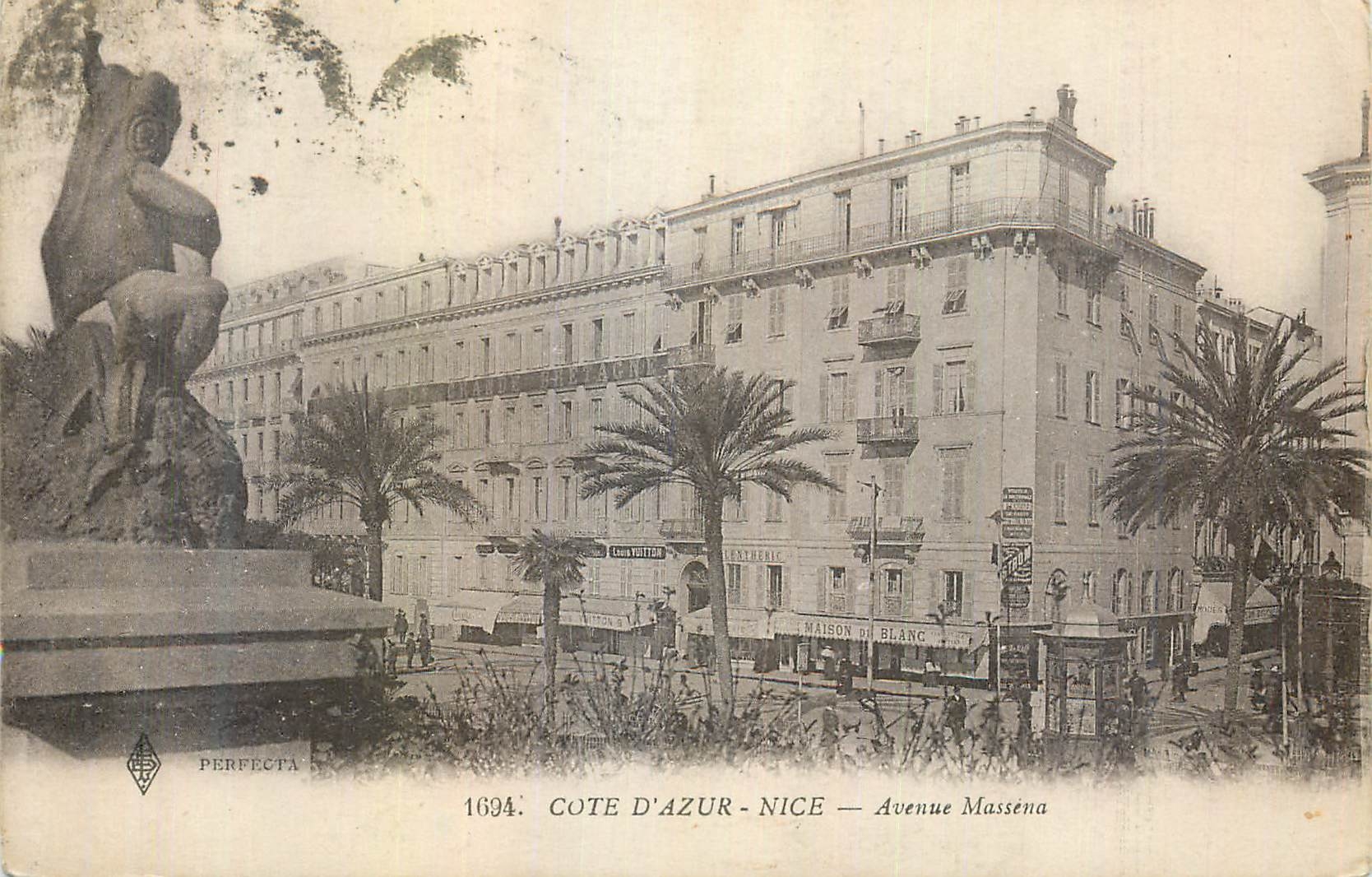 CPA Cote d'azur Nice Avenue Massena