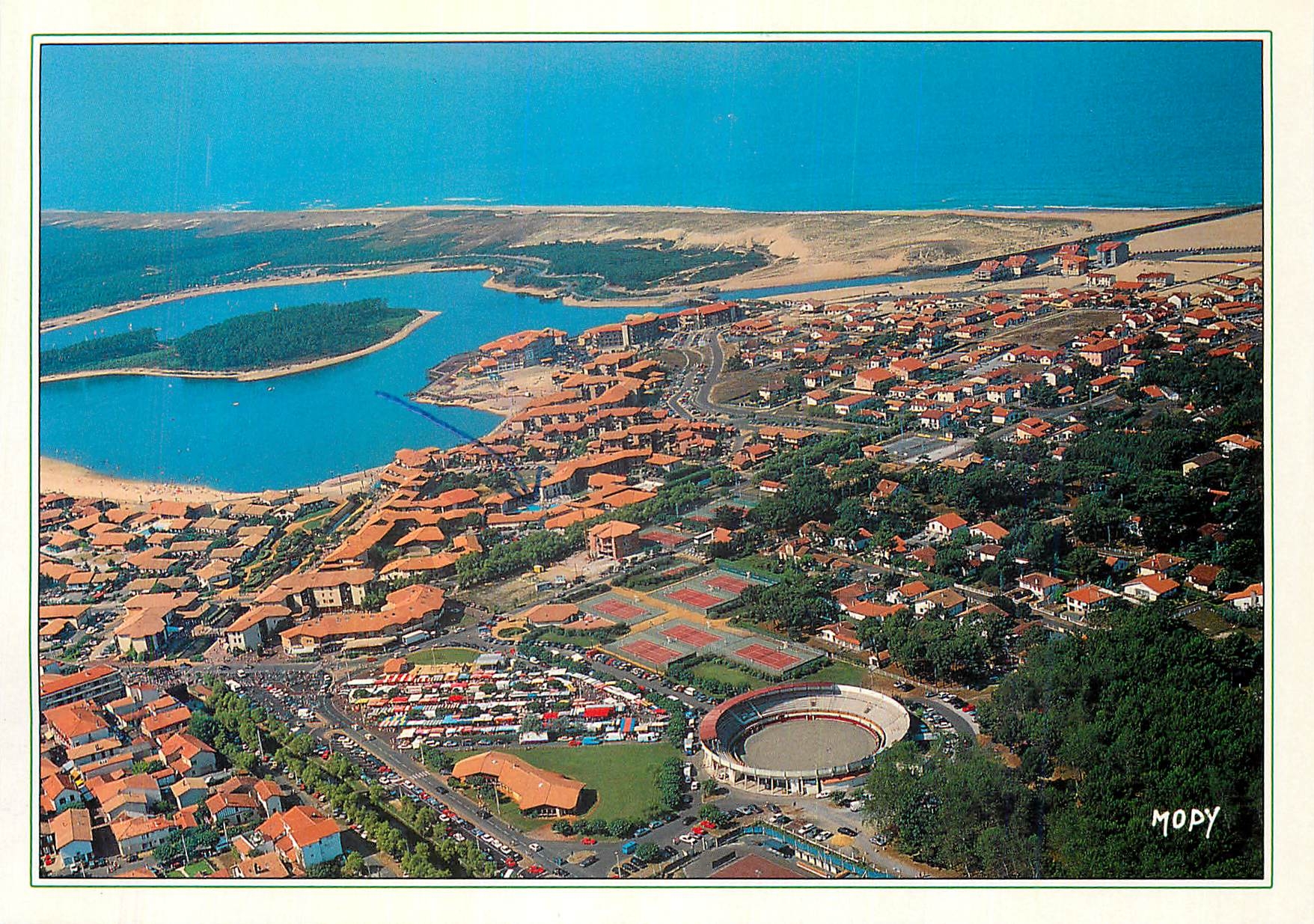 CPM La France les Landes Touristiques Vieux Boucau Port d'Albret vue aerienne