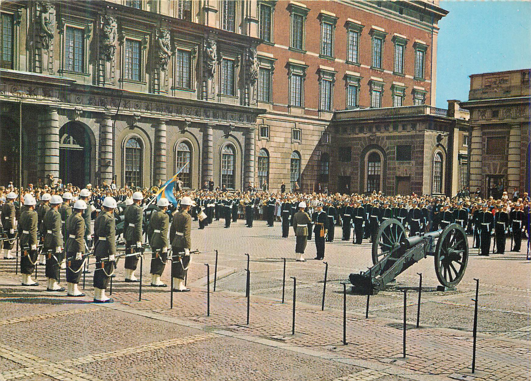 CPM The Royal Place Changing of the Guard Stockholm Militaria