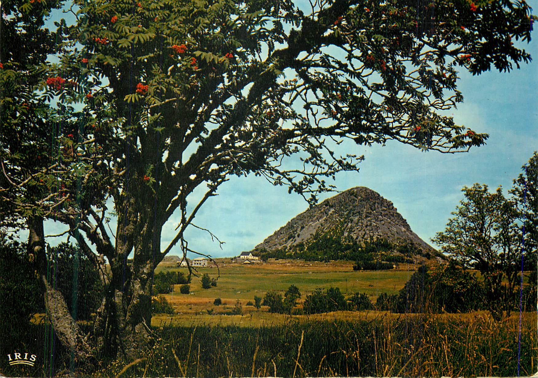 CPM Ardeche Pittoresque Le Mont Gerbier de Jonc Source de la Loire