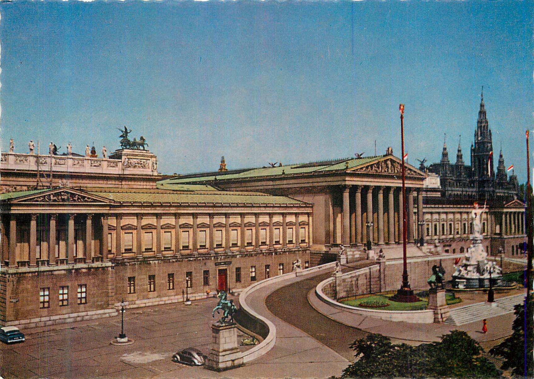 CPM Wien Parlement a l'arrier plan l'hotel de ville 