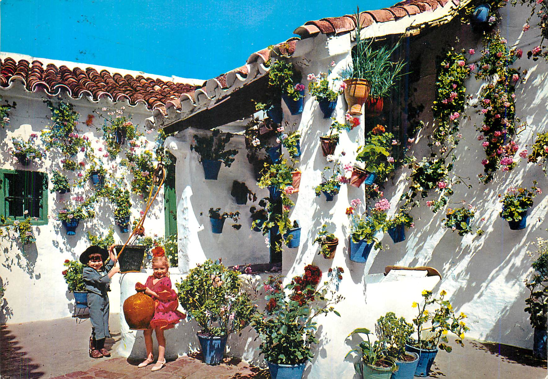 CPM Espana Tipica Typique cour Andalou Enfants