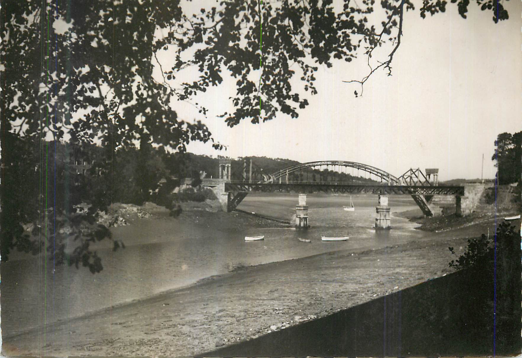 CPM Treguier (C du N)Les deux Ponts Franchissant le Guindy