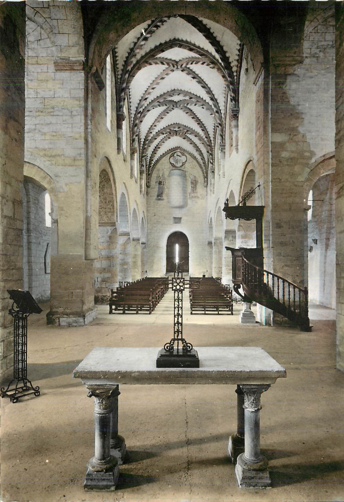 CPM Romainmotier Interieur de l'Eglise