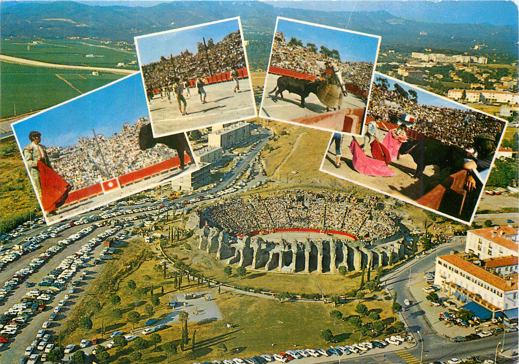 CPM La Cote d'Azur Pays du Soleil Frejus Les Arenes Romaines Face a face avant l'estocade Une bonne pique Corrida