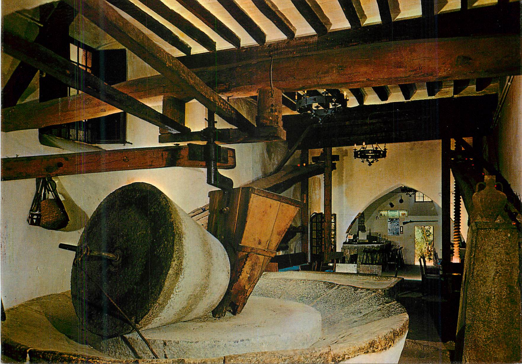 CPM Moulin a Huile XVI Siecle Hostal es Port