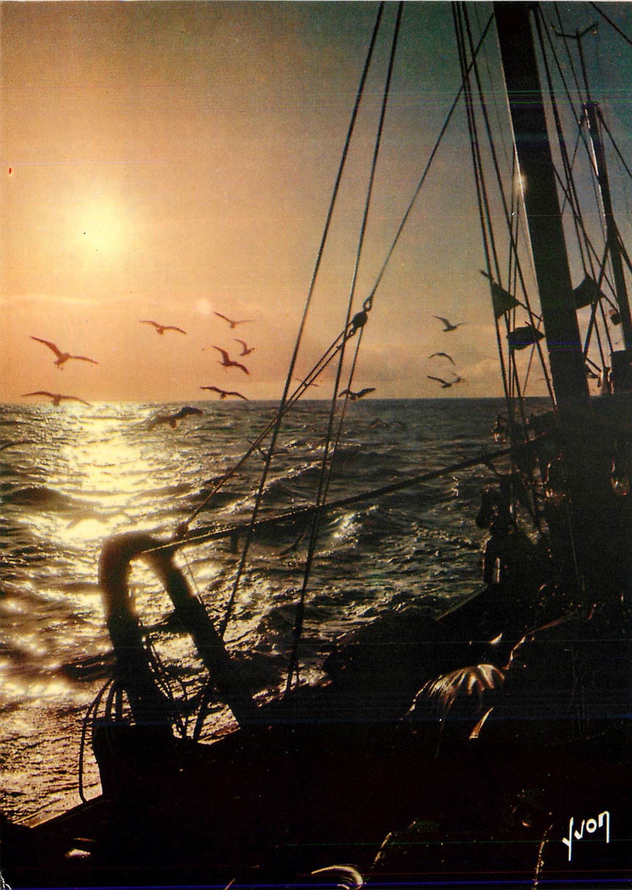 CPM Couleurs et Lumiere de France Peche en Mer Bateaux