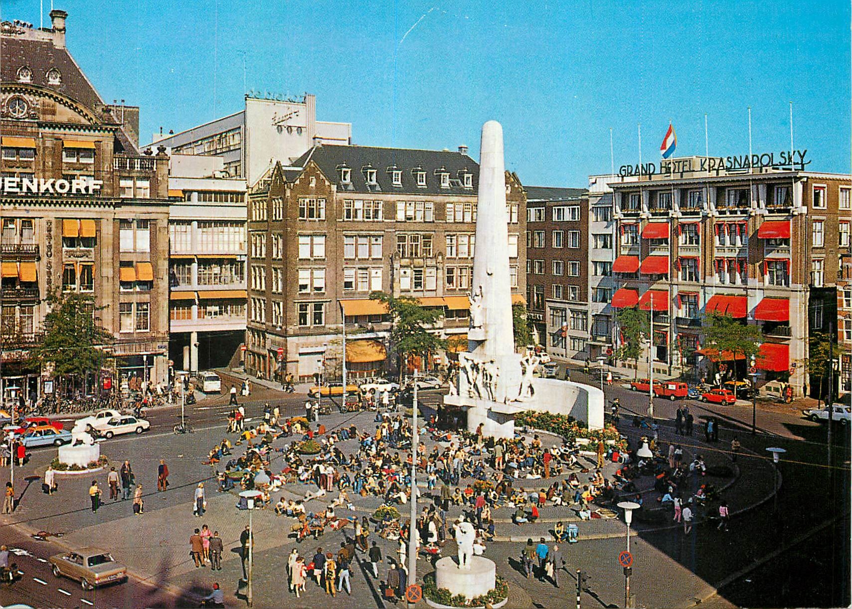 CPM Amsterdam Monument National sur le Dam