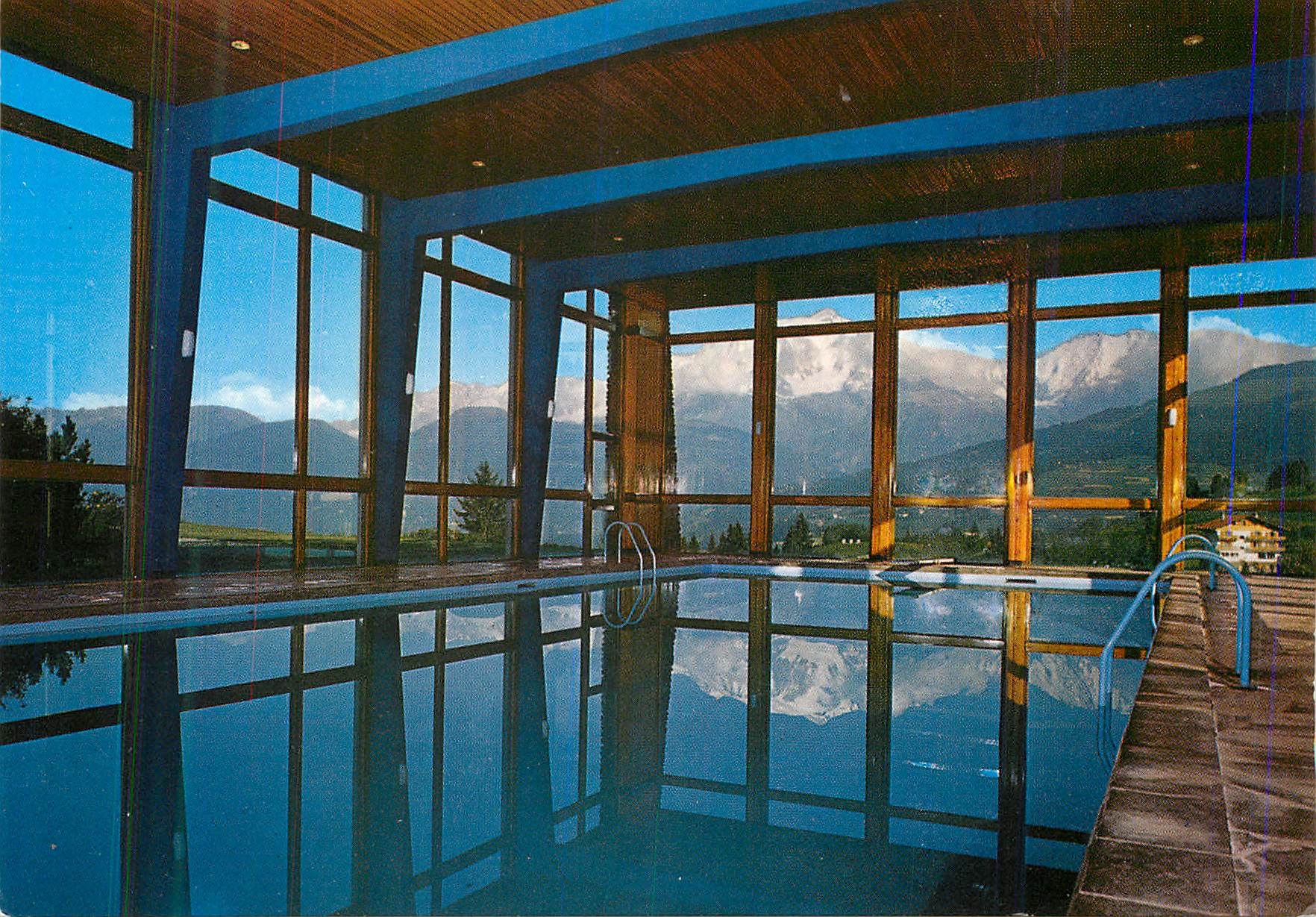 Piscine et Mont-Blanc — La Grande Cordee, Combloux (Haute-Savoie) — Sté Éditions France Couleur