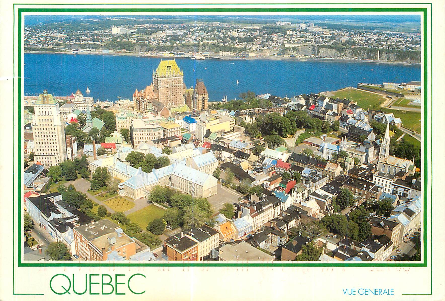 CPM Quebec Que La vieille ville le chateau Frontenac et le fleuve saint l A l'arriere la ville de Levis et la pointe de 