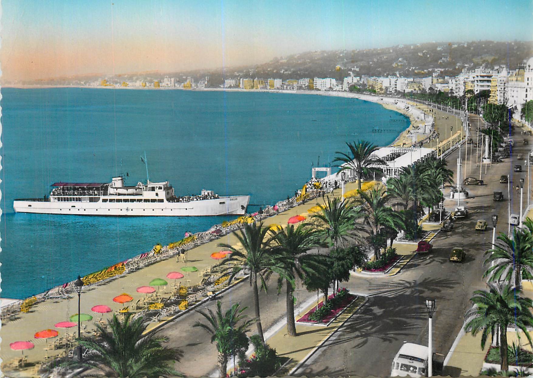 CPM La Cote d'Azur Nice Promenade des Anglais Bateau