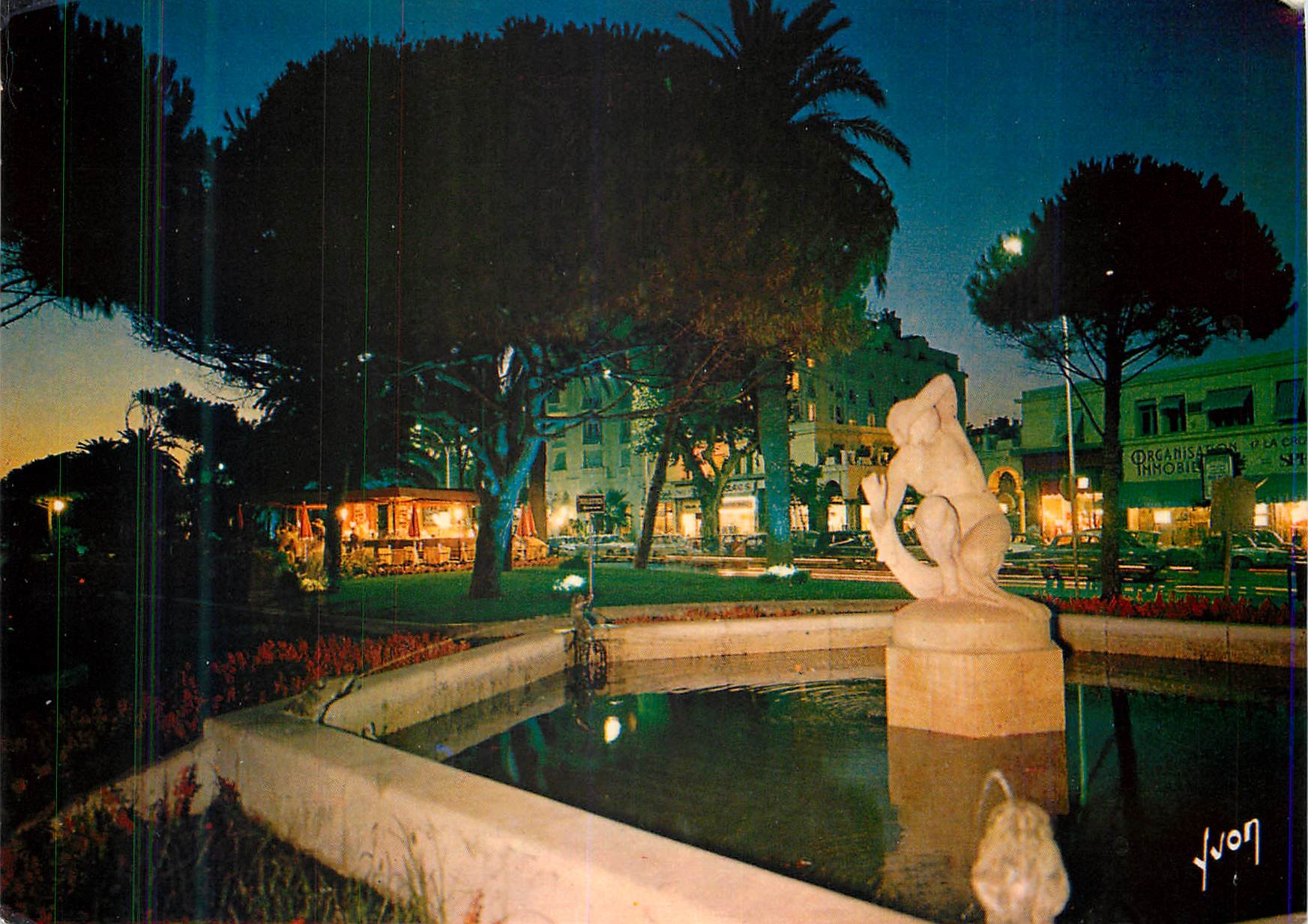 CPM Couleurs et Lumiere de France La Cote d'Azur Miracle de la nature Cannes  (Alpes Maritimes)Les jardins du Casino la 