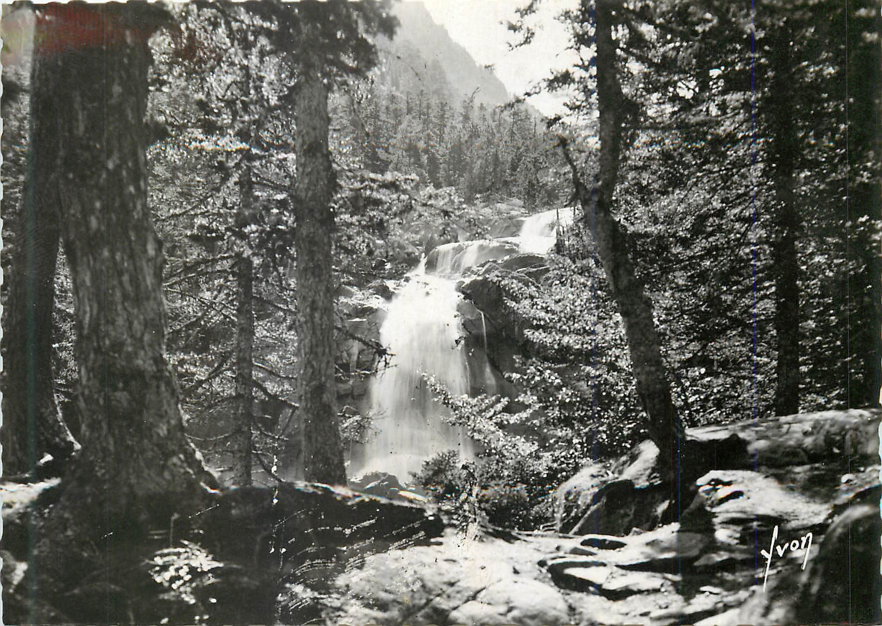 CPM Env de Cauterets (Htes Pyrenees)Cascade du Pont d'Espagne