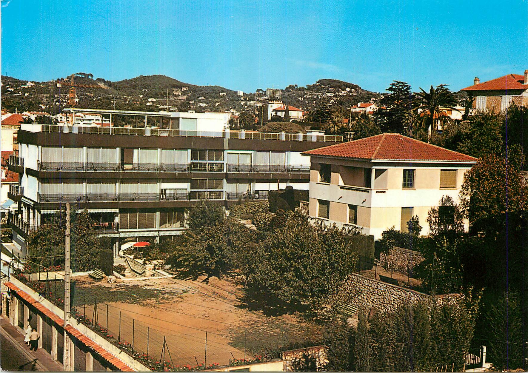 Maison de Vacances « La Calade » — Cannes — édition et photo Baconnet