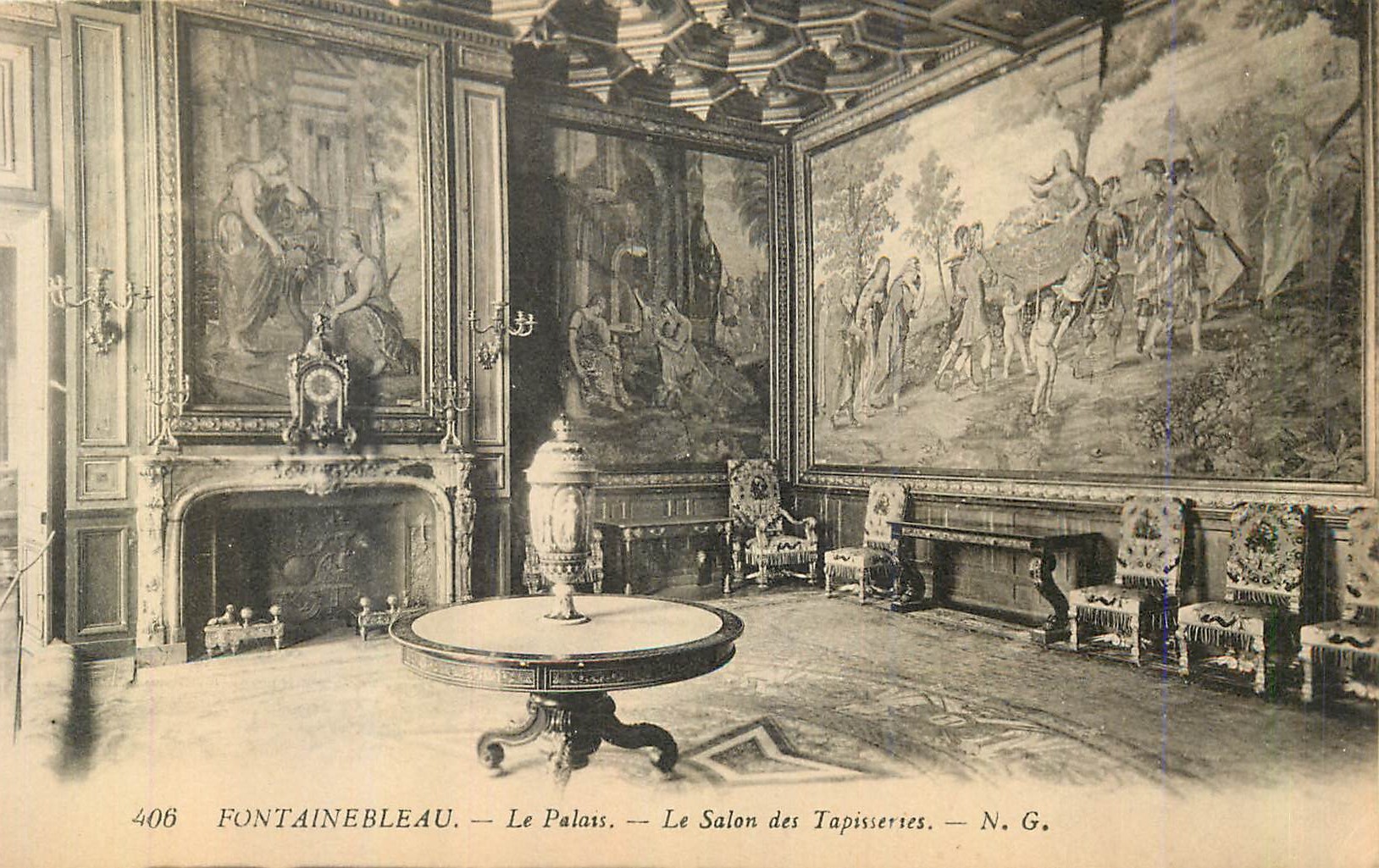 Fontainebleau — Le Palais. — Le Salon des Tapisseries — N. G.