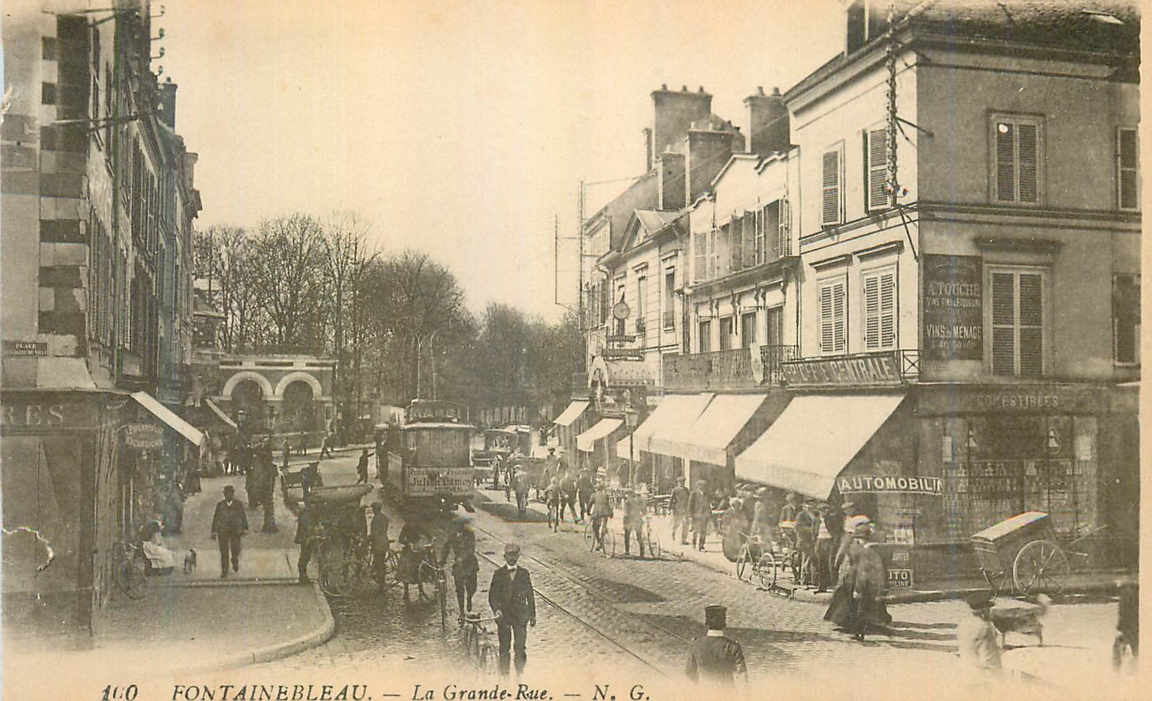 Fontainebleau — La Grande-Rue — N. G.