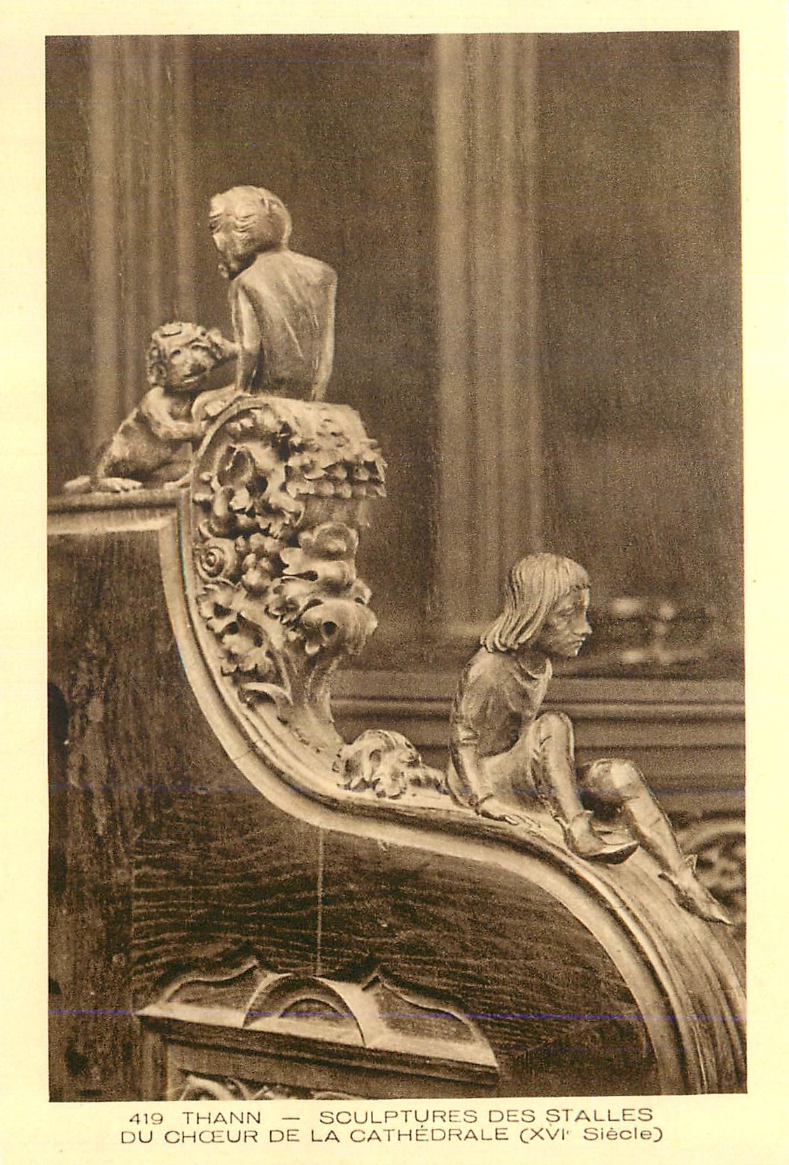 CPA Thann Sculptures des Stalles du Choeur de la Cathedrale (XVI siecle)