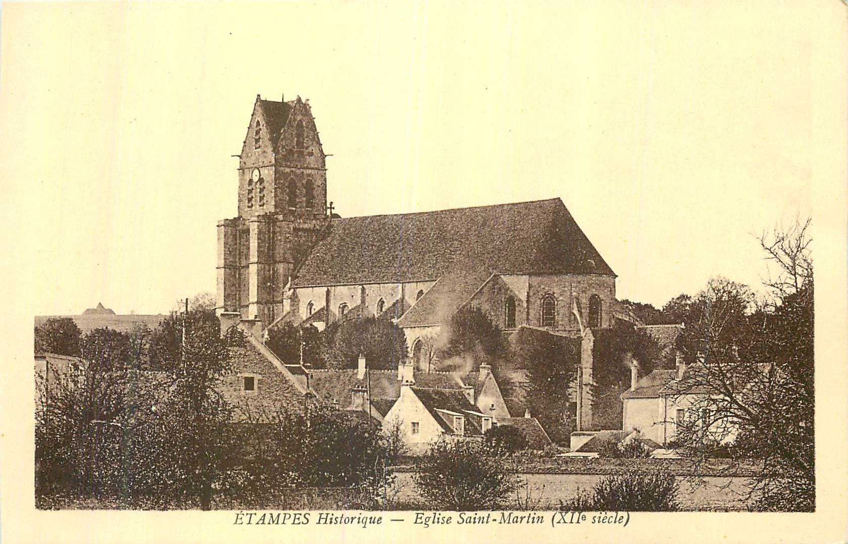 CPA Etampes Historique Eglise Saint Martin (XII siecle)