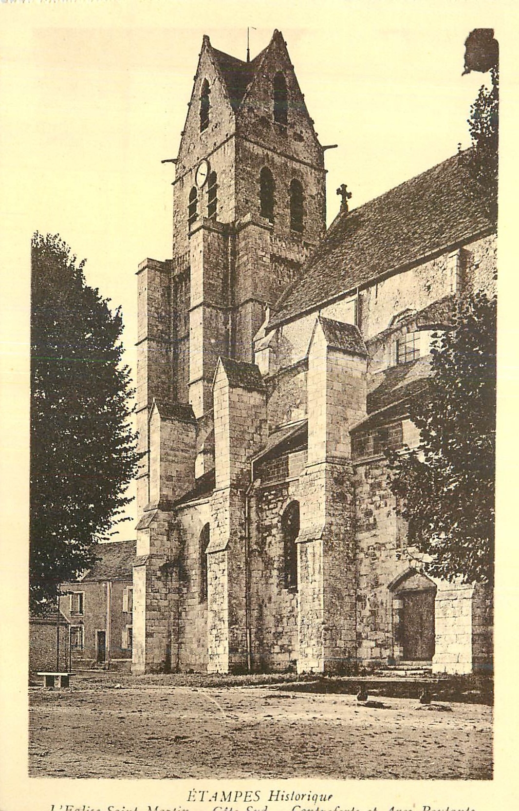 Étampes Historique — L'Église Saint-Martin — Gîte Sud — Contreforts et Aves Pavlantes — Éditeur non visible
