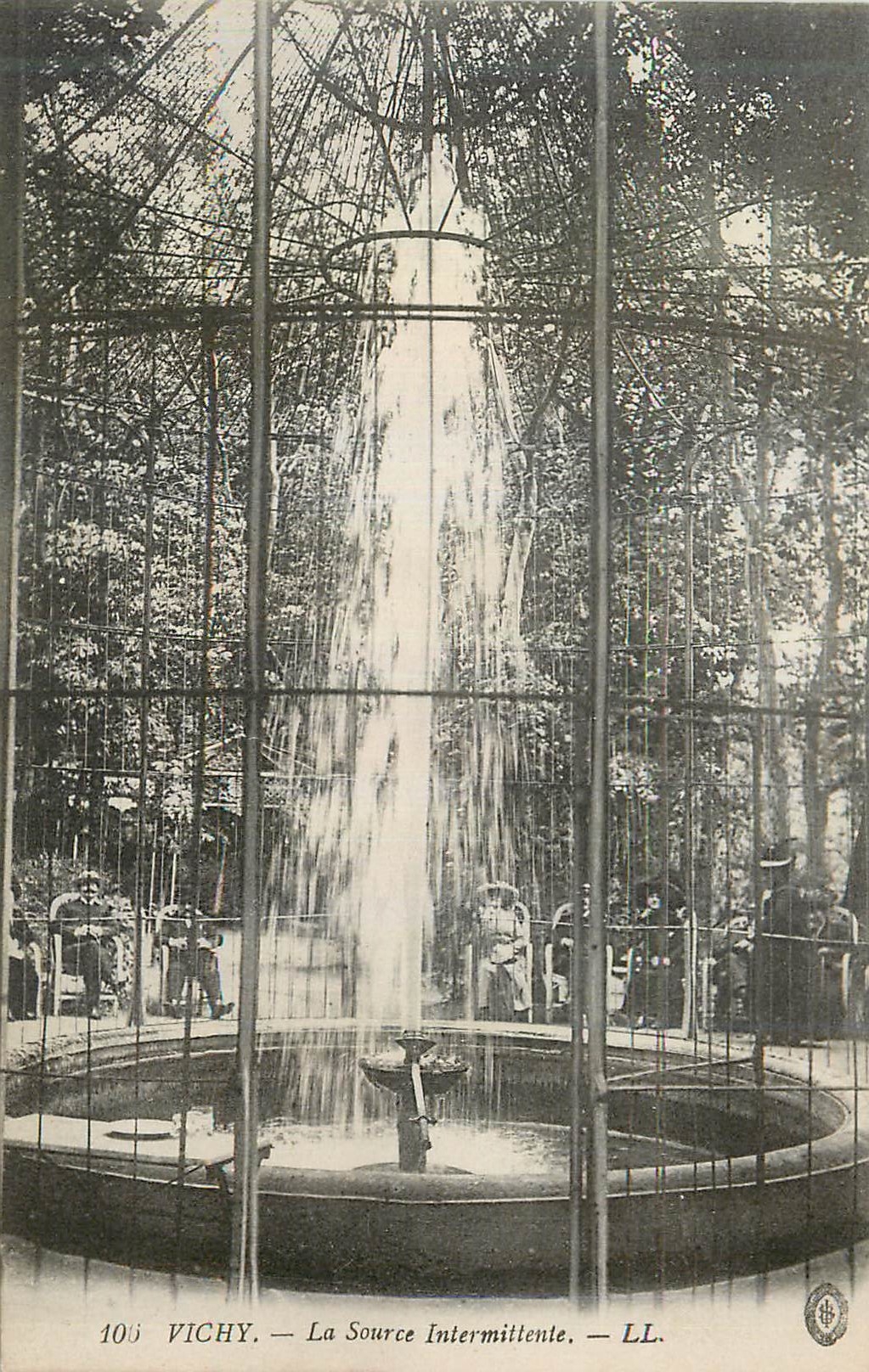 CPA Vichy La Source Intermittente 
