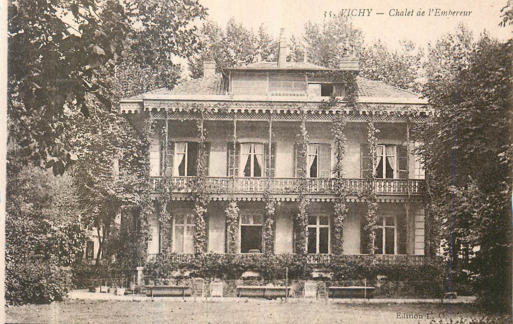 CPA Vichy Chalet de l Empereur 