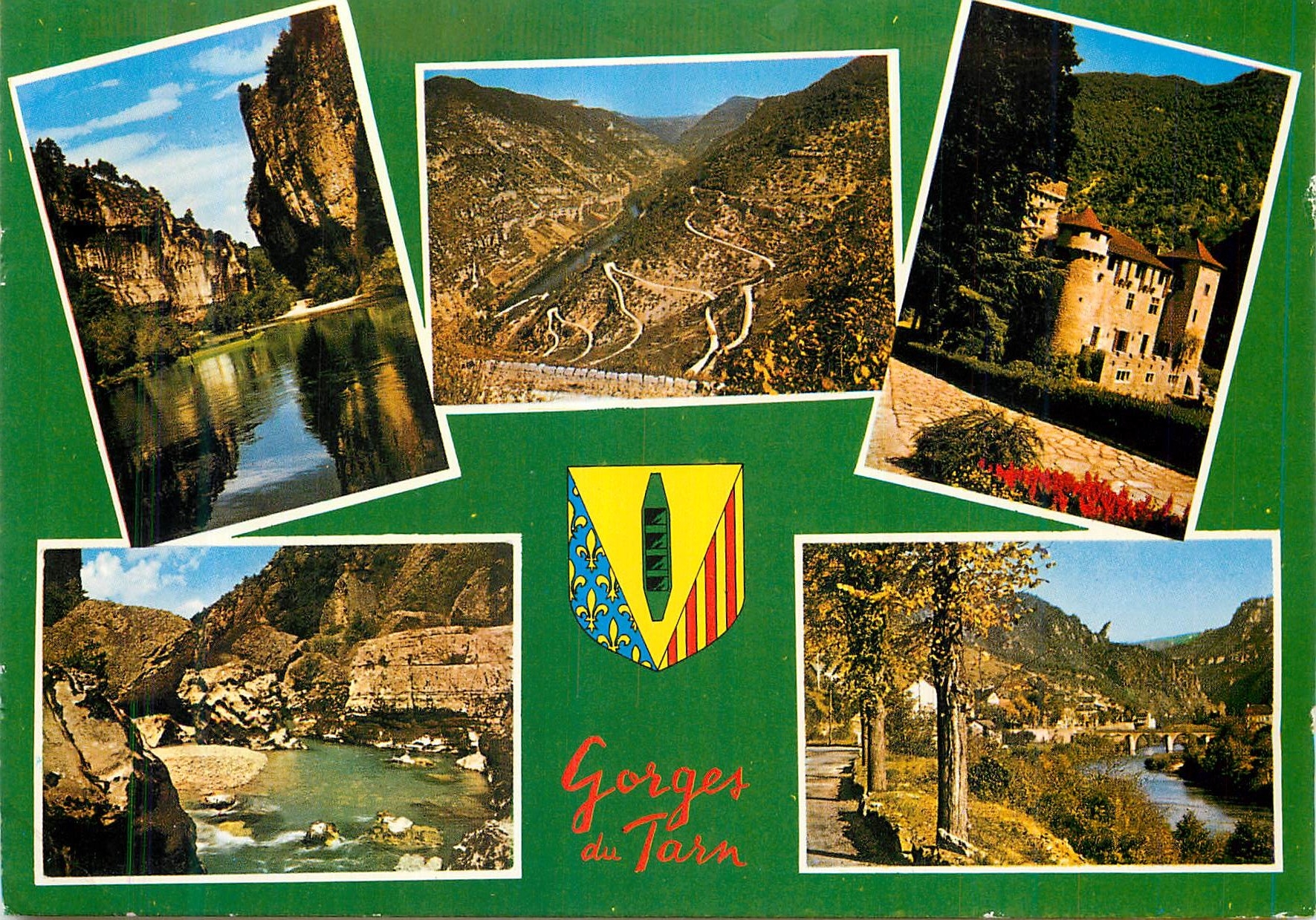 CPM En Parcourant les Gorges du Tarn Les Detroits Lacets de la Malene Chateau de la Caze Pas de Souci 