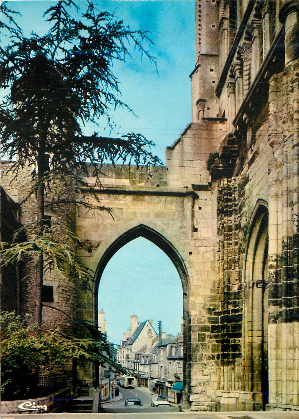 CPM La Charite sur Loire Nievre Ancien portail de l Eglise ND 