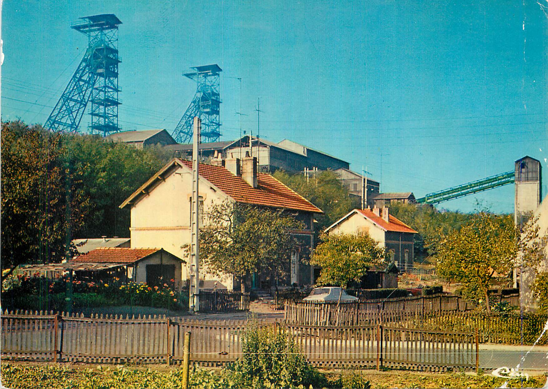 CPM Montceau les Mines S et L Puits de mine de Darcy