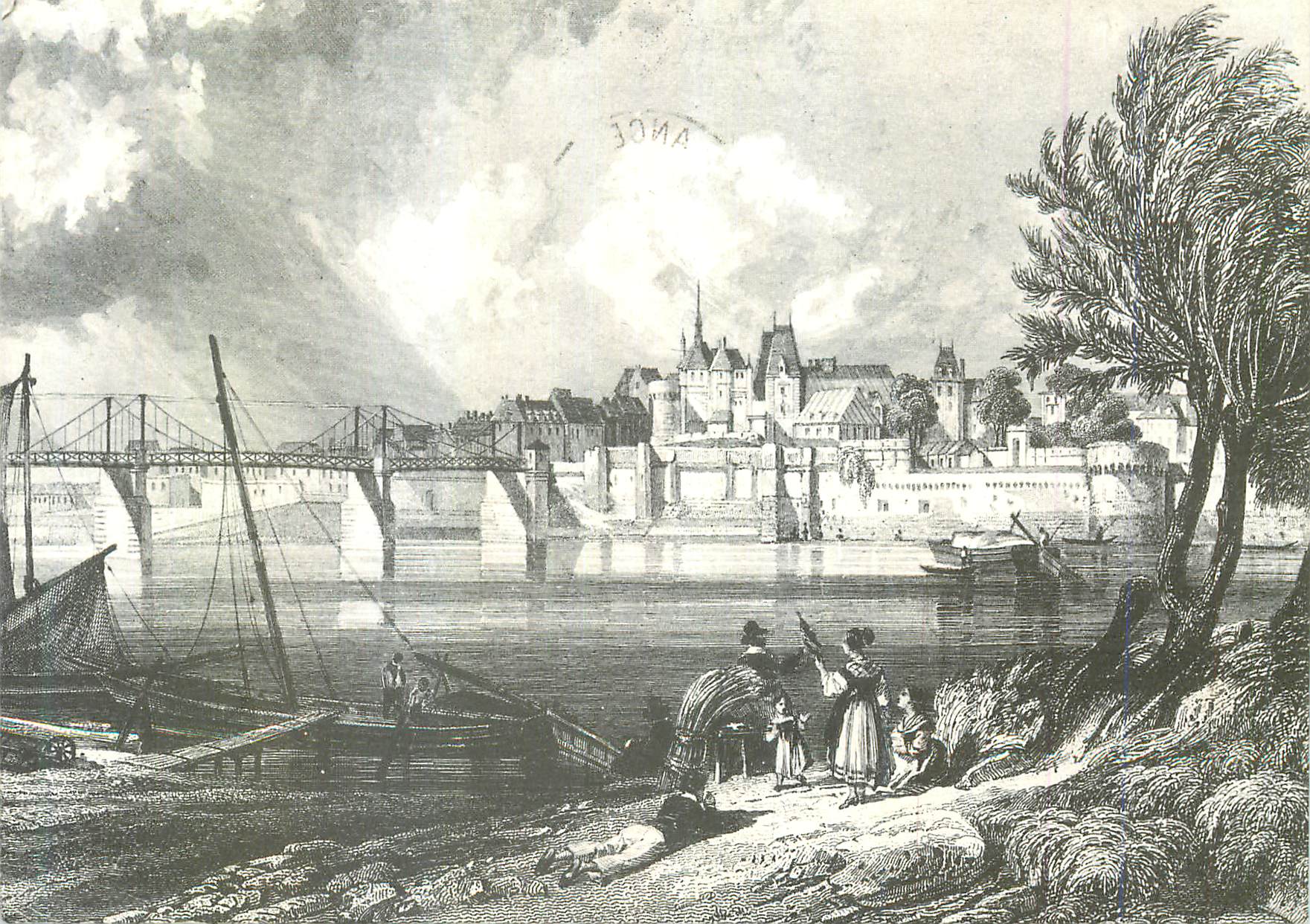 CPM Ancenis Loire Atlantique La ville et le pont suspendu vus de la rive sud de la Loire 