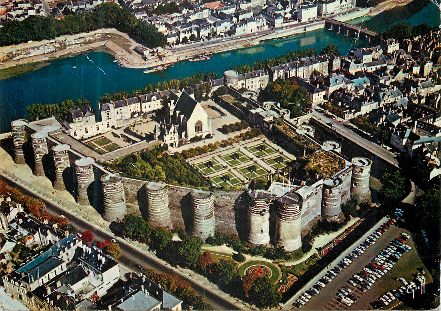 CPM Angers Maine et Loire Le chateau 