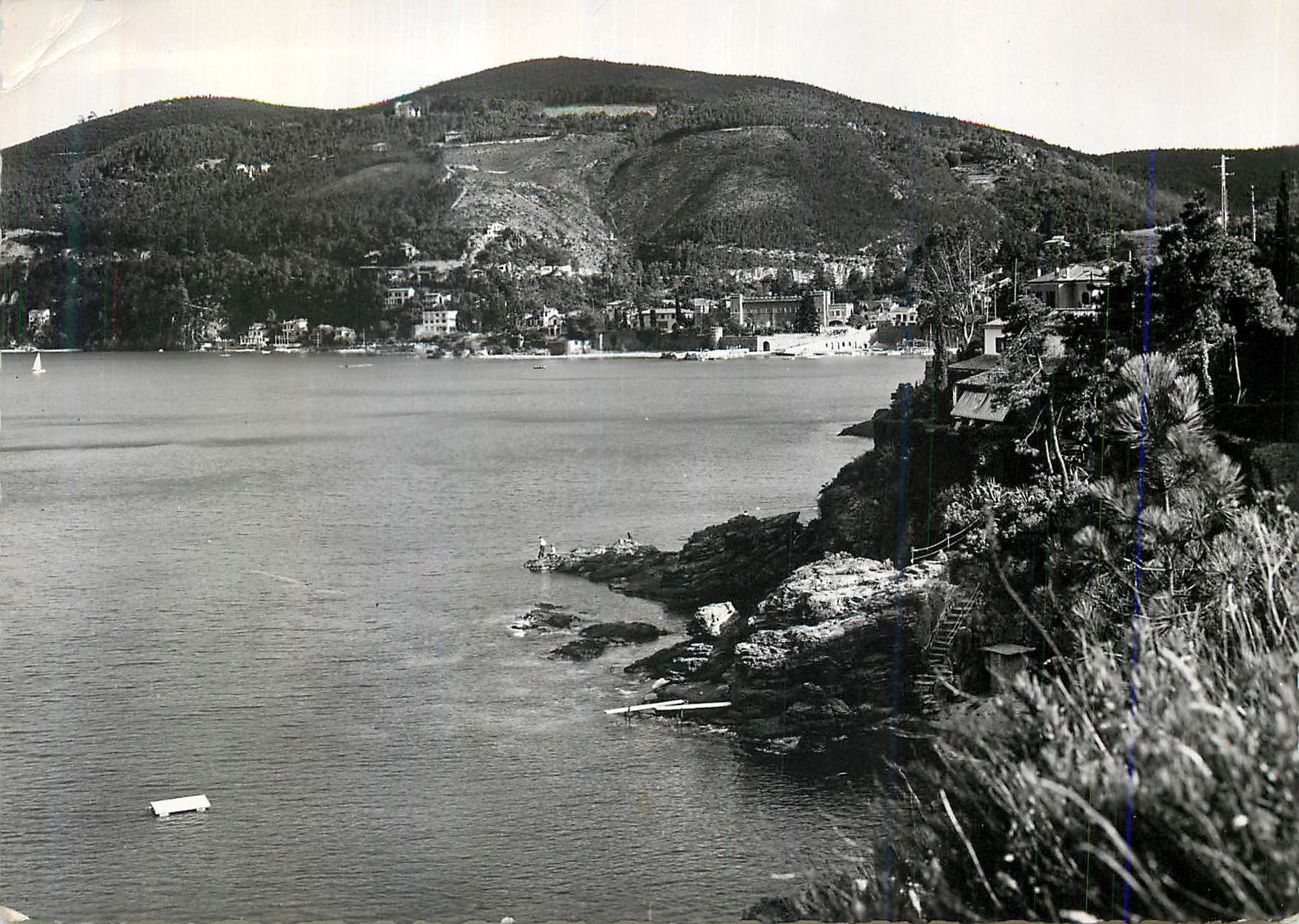 CPM Theoule sur Mer AM La Baie Au fond le Chateau 