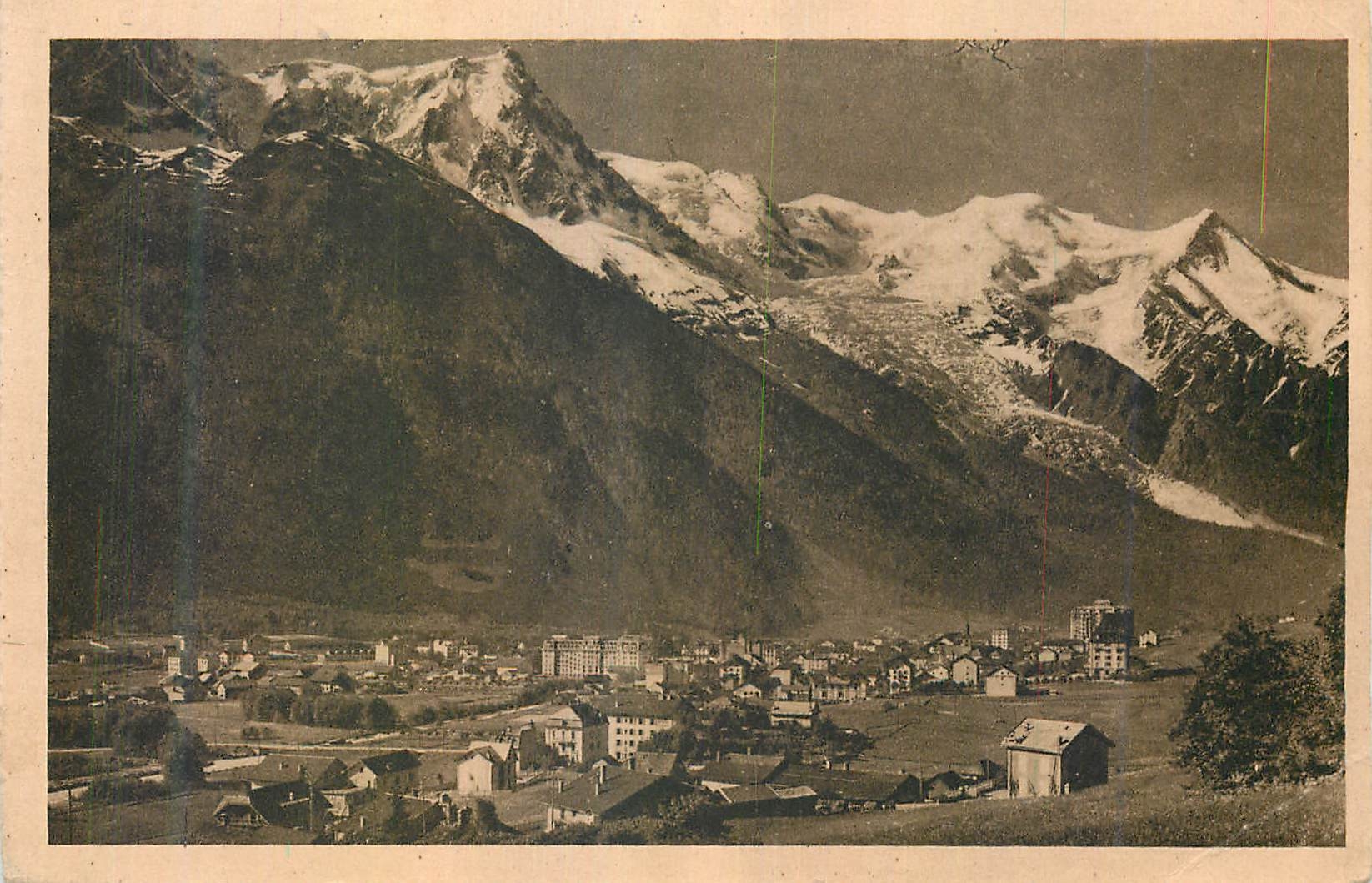 CPA Chamonix Mont Blanc Vue generale et le Mont Blanc 