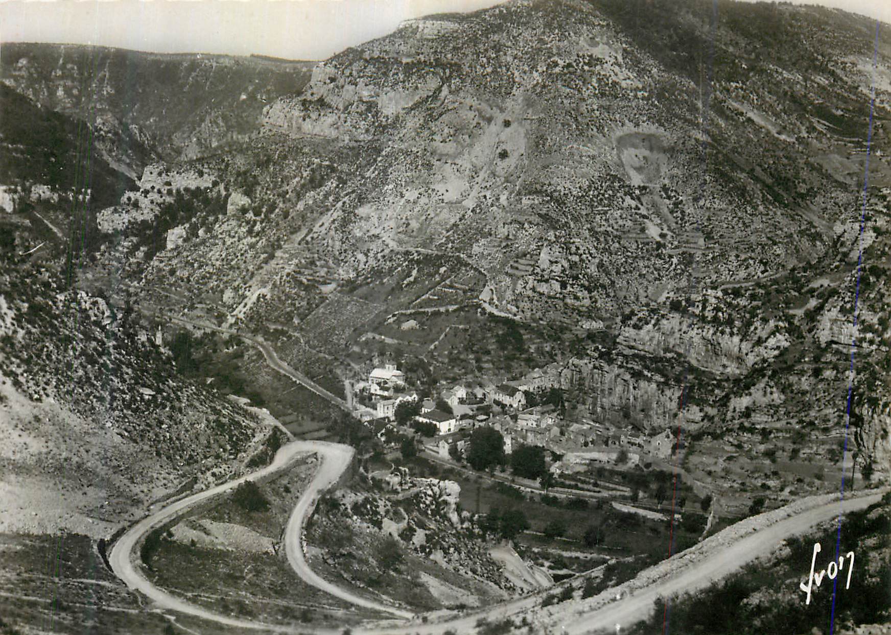 Gorges du Tarn — La Malène (Lozère) — Causse de Sauveterre — Éditions d'Art 'YVYON', Paris