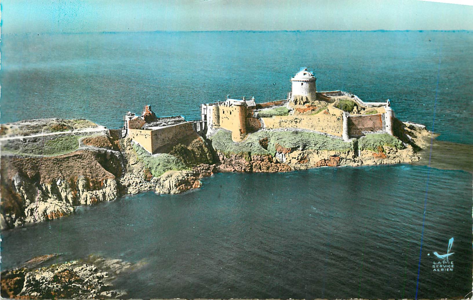Le Fort de Lalatte — Château féodal XIVe siècle — Édition Lapie Service Aérien