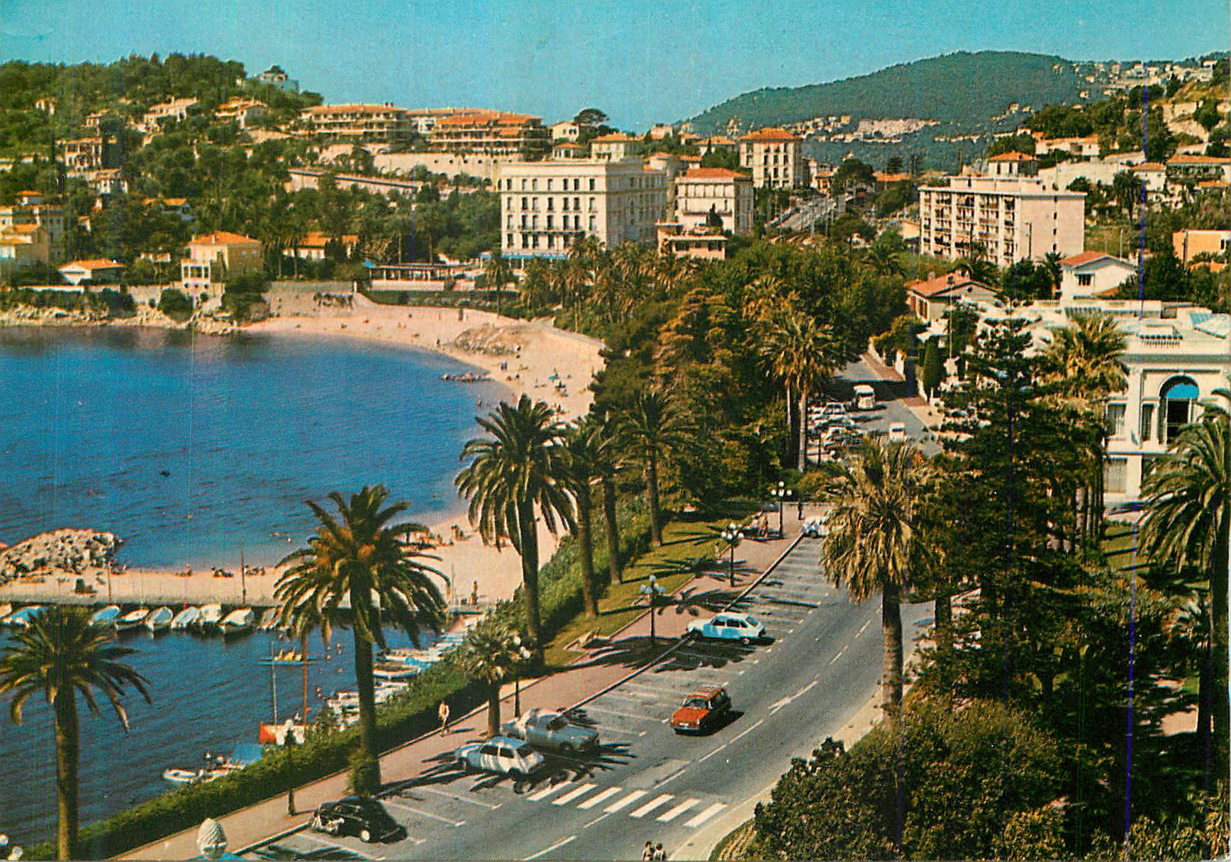 CPM Cote d Azur Beaulieur Mer Le casino et la plage 