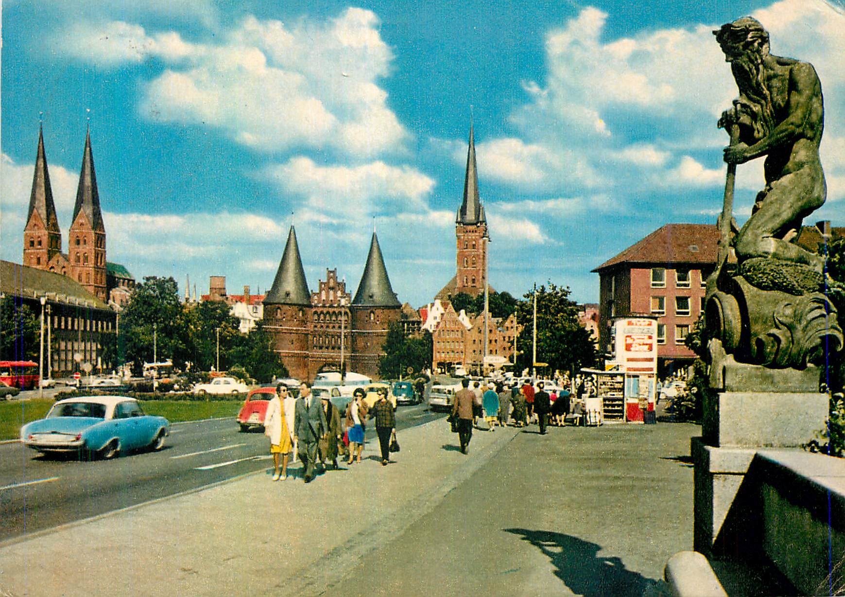 CPA Hansestadt Lubeck Blick auf St Marien 