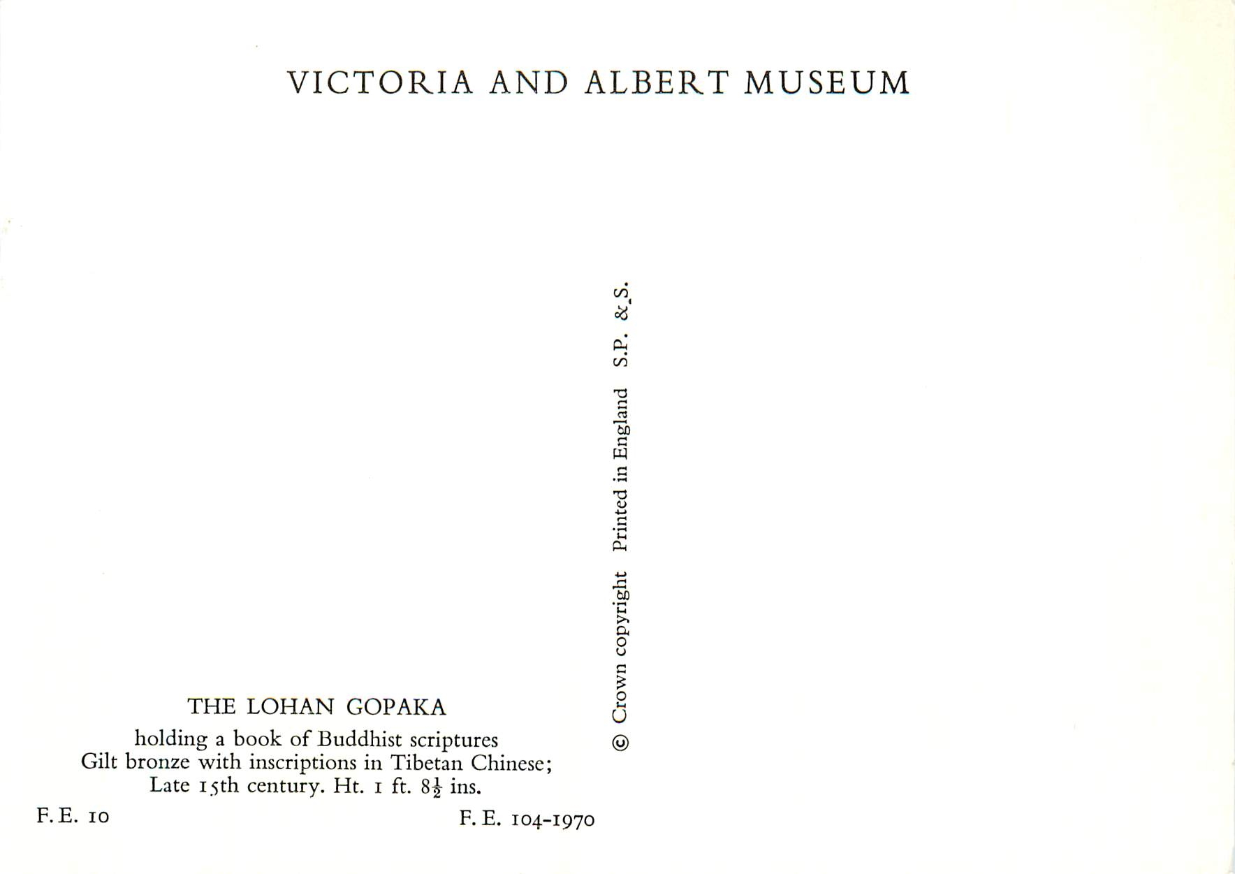 CPM The Lohan Gopaka holding a book of Buddhist scriptures Victoria and Albert Museum  Chine China Tibet