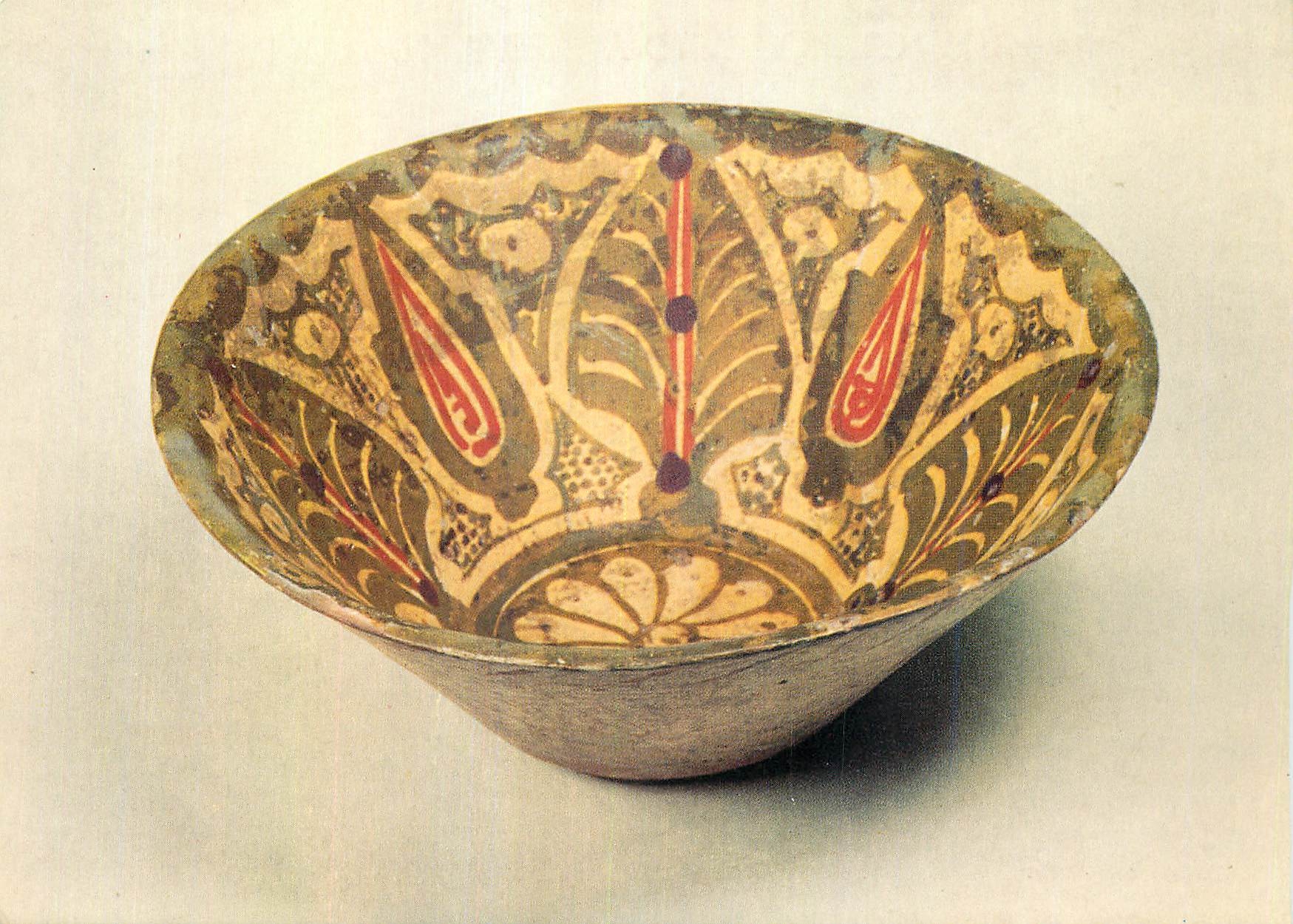 CPM Bowl Lead glazed earthenware painted with coloured slips Victoria and Albert Museum Persian Perse Iran
